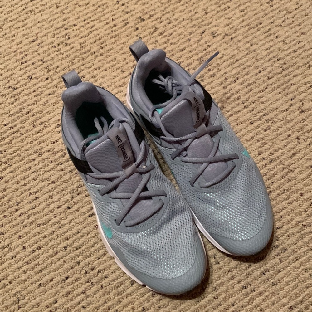 EUC Nike Sneakers 🏃‍♀️